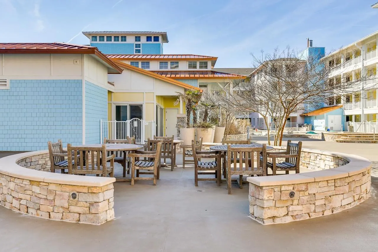 The Sanctuary - Flip Flop Haven B105 Apartment Virginia Beach