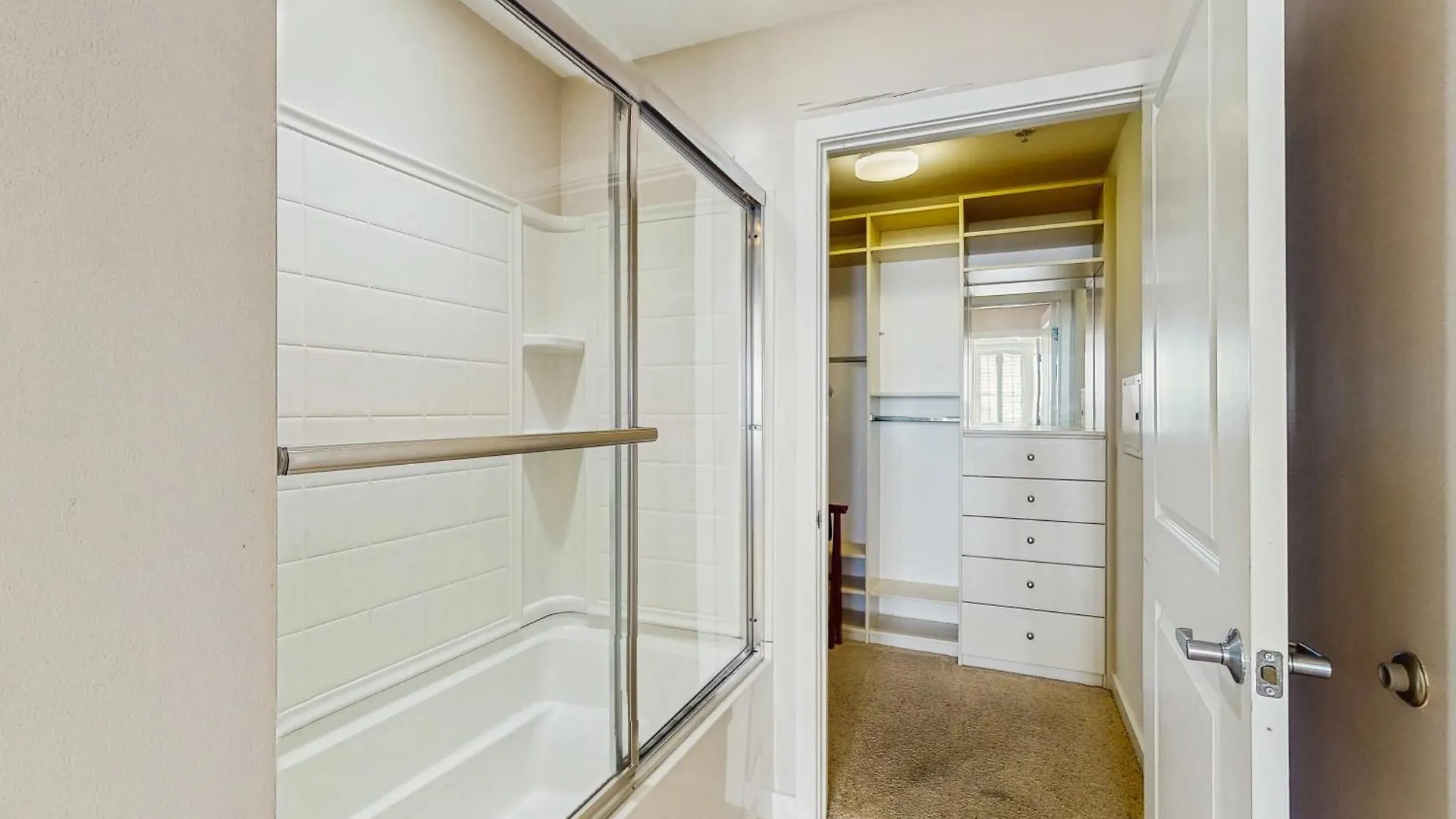 The Sanctuary - Flip Flop Haven B105 Apartment Virginia Beach 0*,  United States