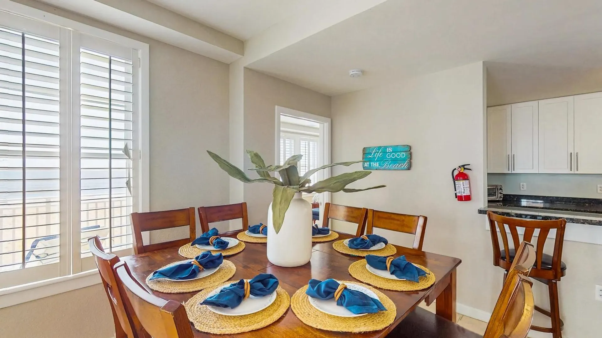 The Sanctuary - Flip Flop Haven B105 Apartment Virginia Beach 0*,  United States